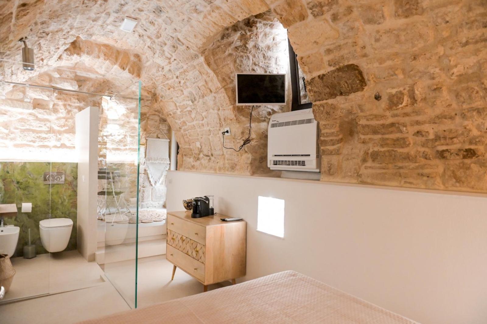 Fiscardi Room Бари Экстерьер фото